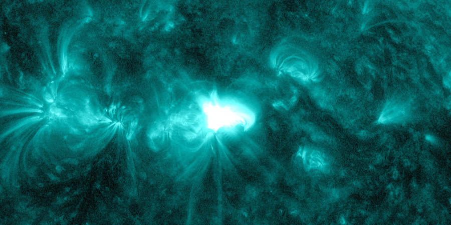 M4.0 solar flare from sunspot region 2975