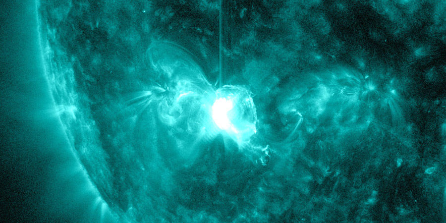 M2.3 solar flare from sunspot region 2172