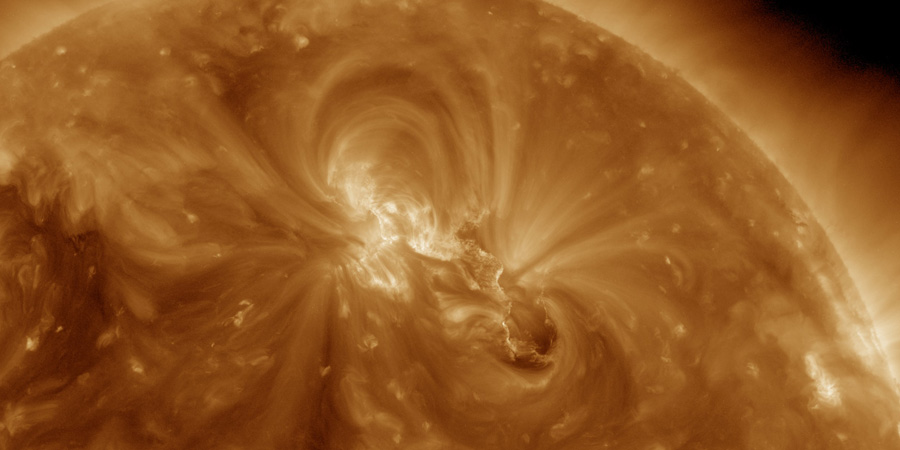 C3.1 solar flare, Earth-directed CME