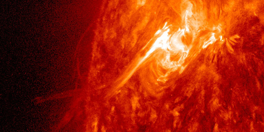 M5.2 solar flare, Active geomagnetic conditions
